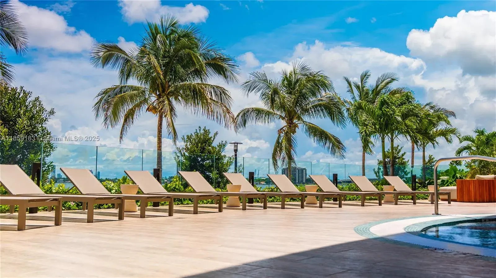 700 NE 24th St # 2905, Miami FL 33137