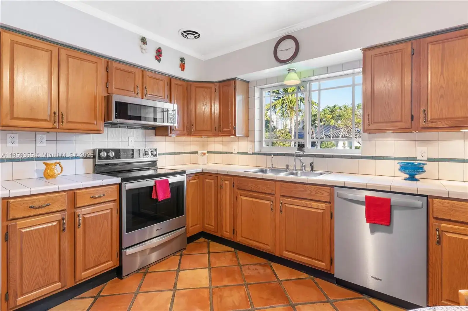 300 187th St, Sunny Isles Beach FL 33160 photo 5