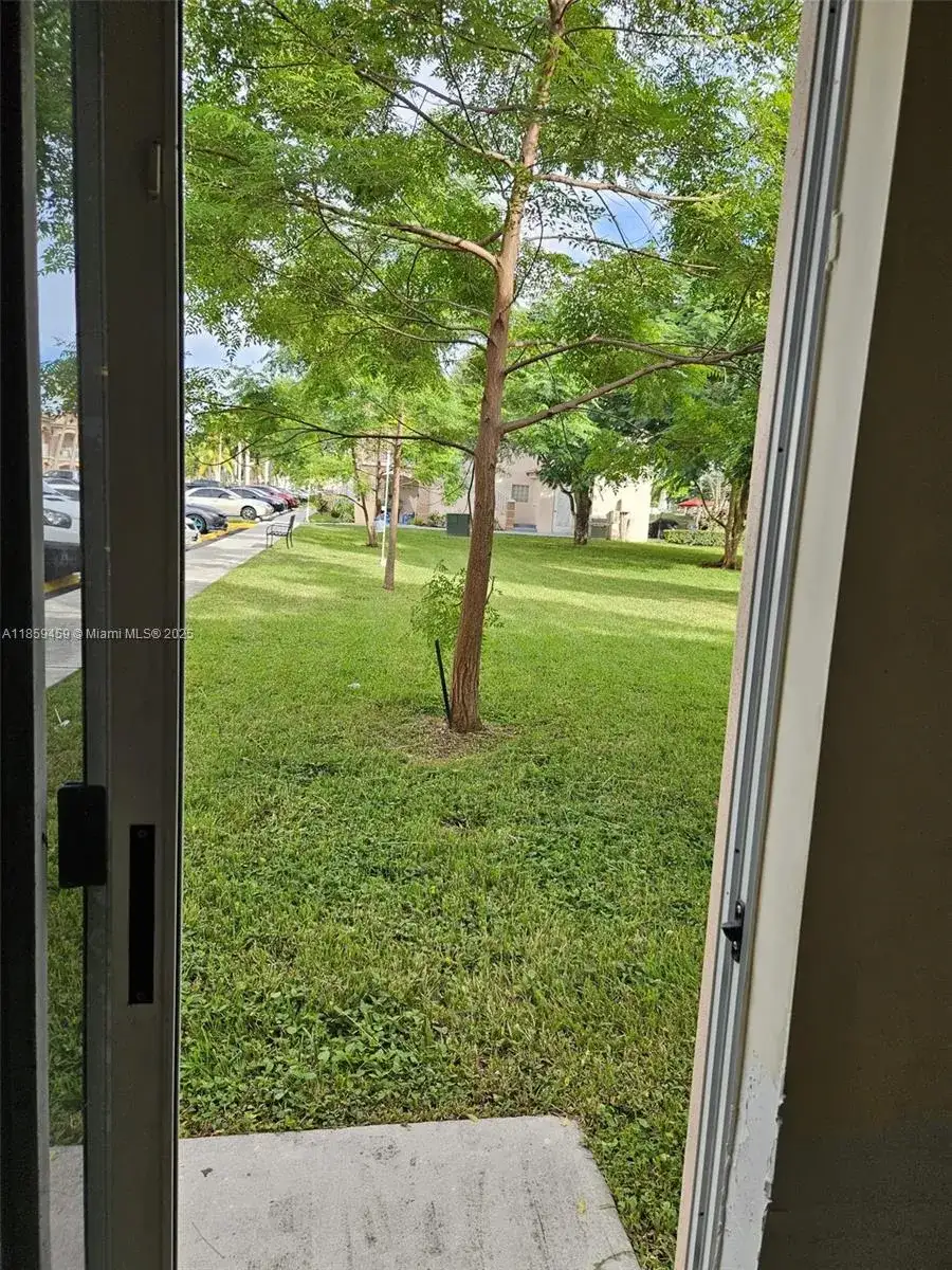 2701 SE 12th Rd # 101, Homestead FL 33035 photo 5