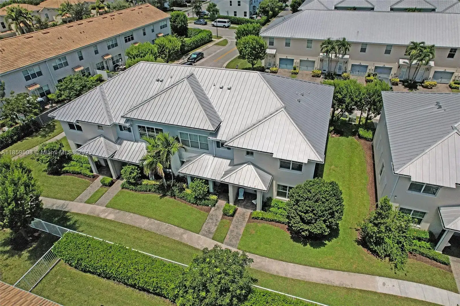 4046 Long Leaf Ln, Hollywood FL 33021 photo 5