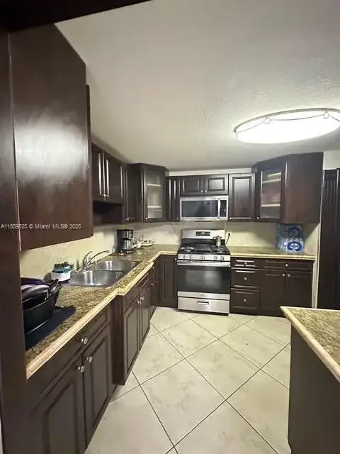 17901 NW 68th Ave # R101, Hialeah FL 33015 photo 5