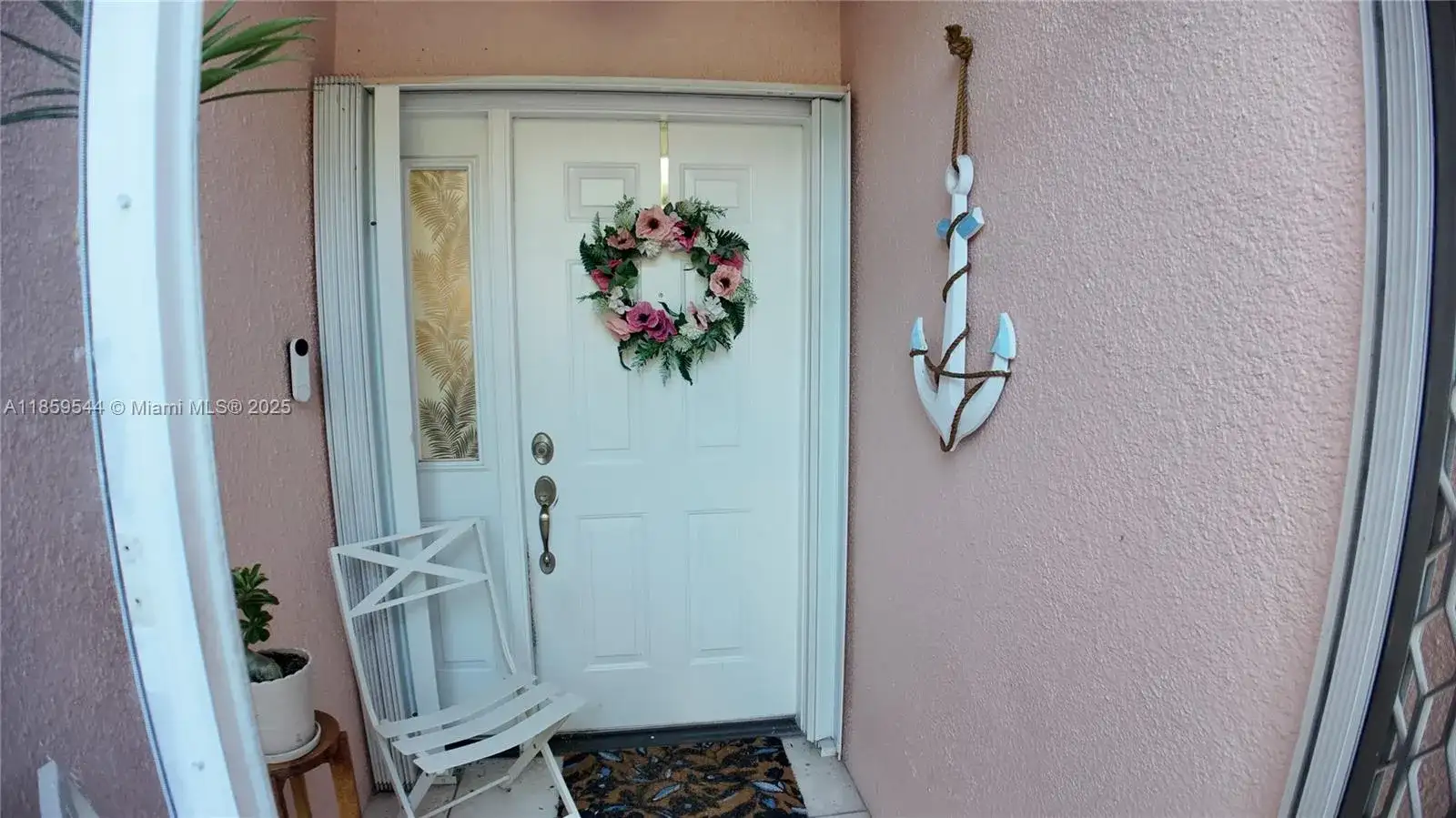 677 SE 22nd Dr, Homestead FL 33033 photo 3