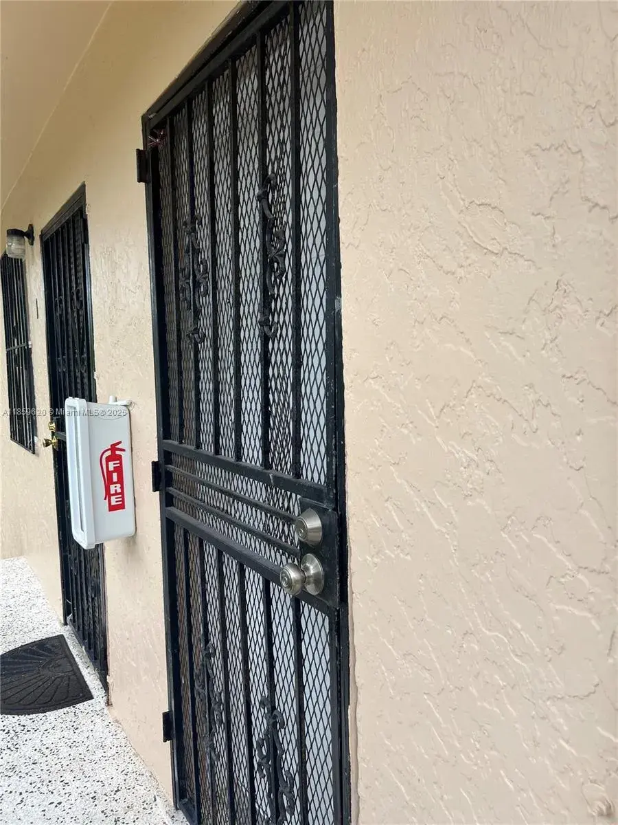 3314 NW 8th Ave # 2, Miami FL 33127