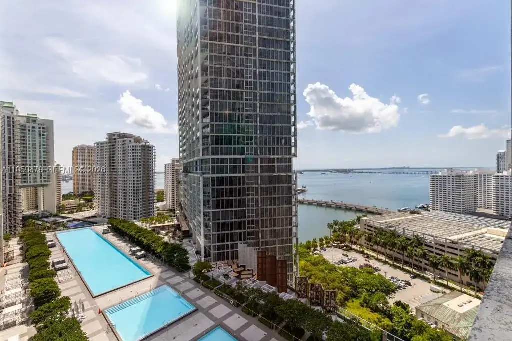 485 Brickell Ave # 2210, Miami FL 33131 photo 3