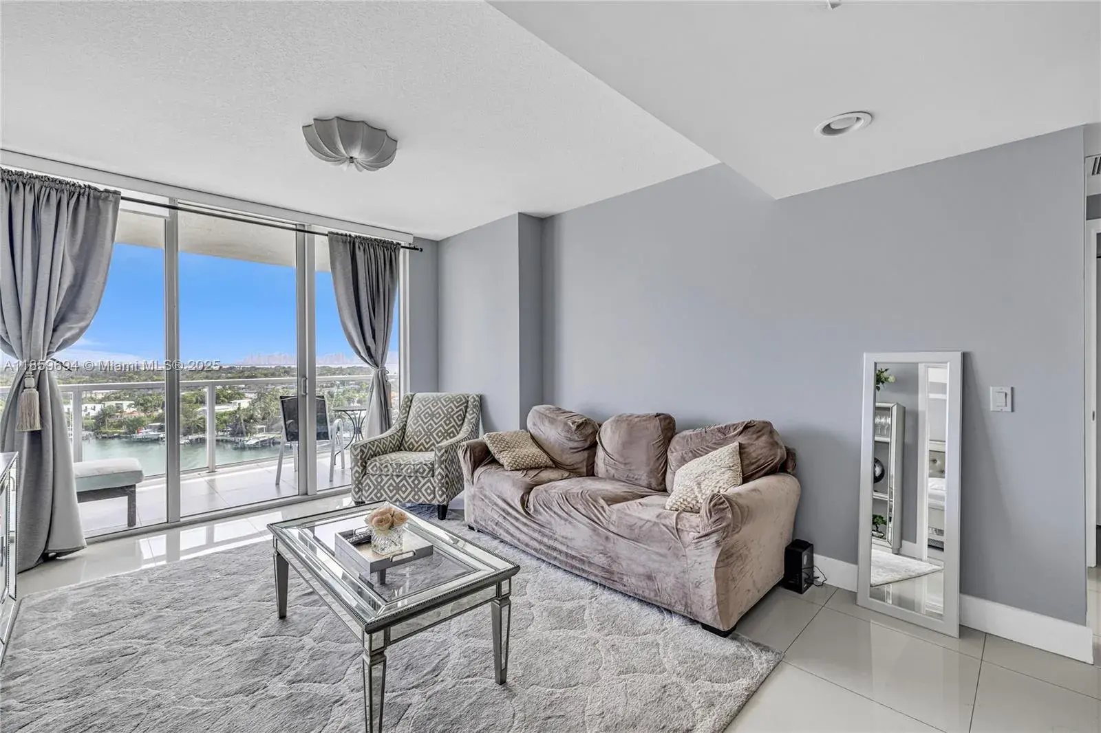 6700 Indian Creek Dr # 1205, Miami Beach FL 33141