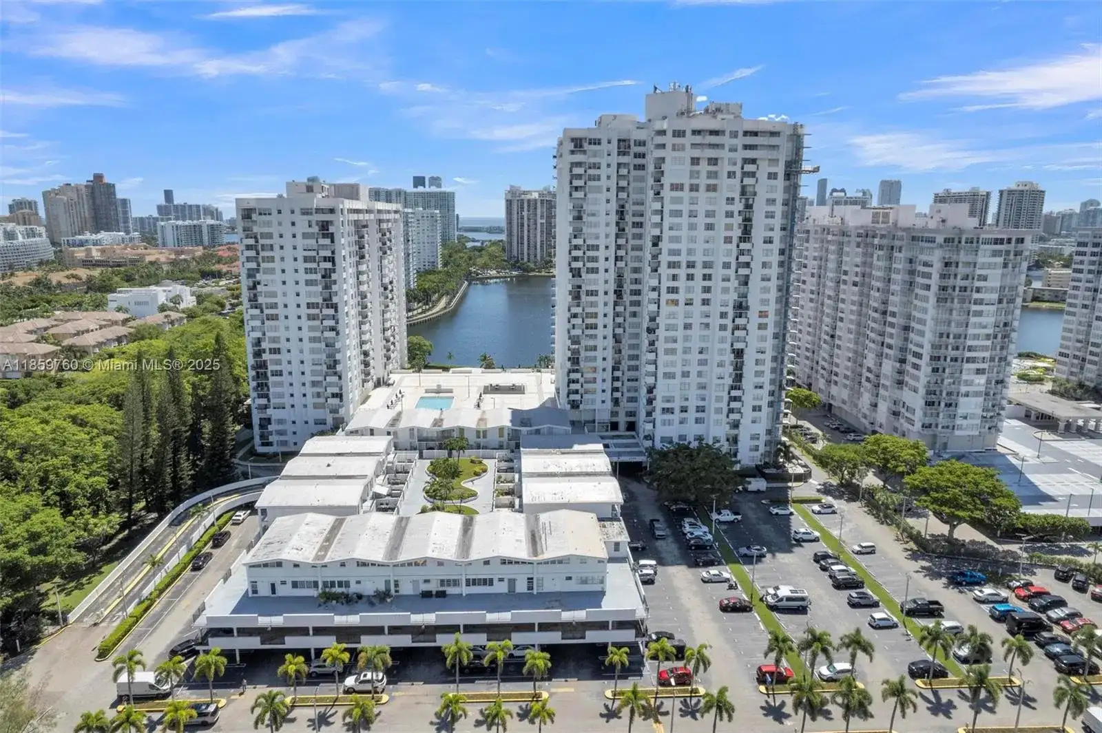 2780 NE 183rd St # 109, Aventura FL 33160 photo 2