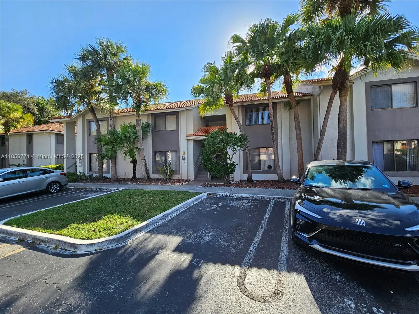 3228 Coral Lake Ln # 3228, Coral Springs FL 33065