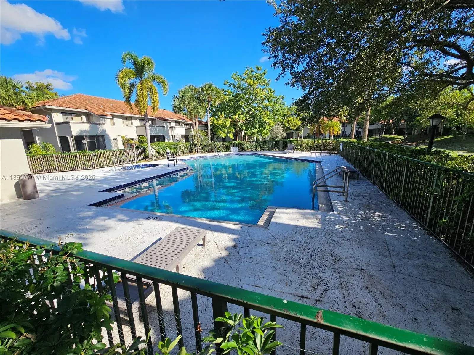 3228 Coral Lake Ln # 3228, Coral Springs FL 33065