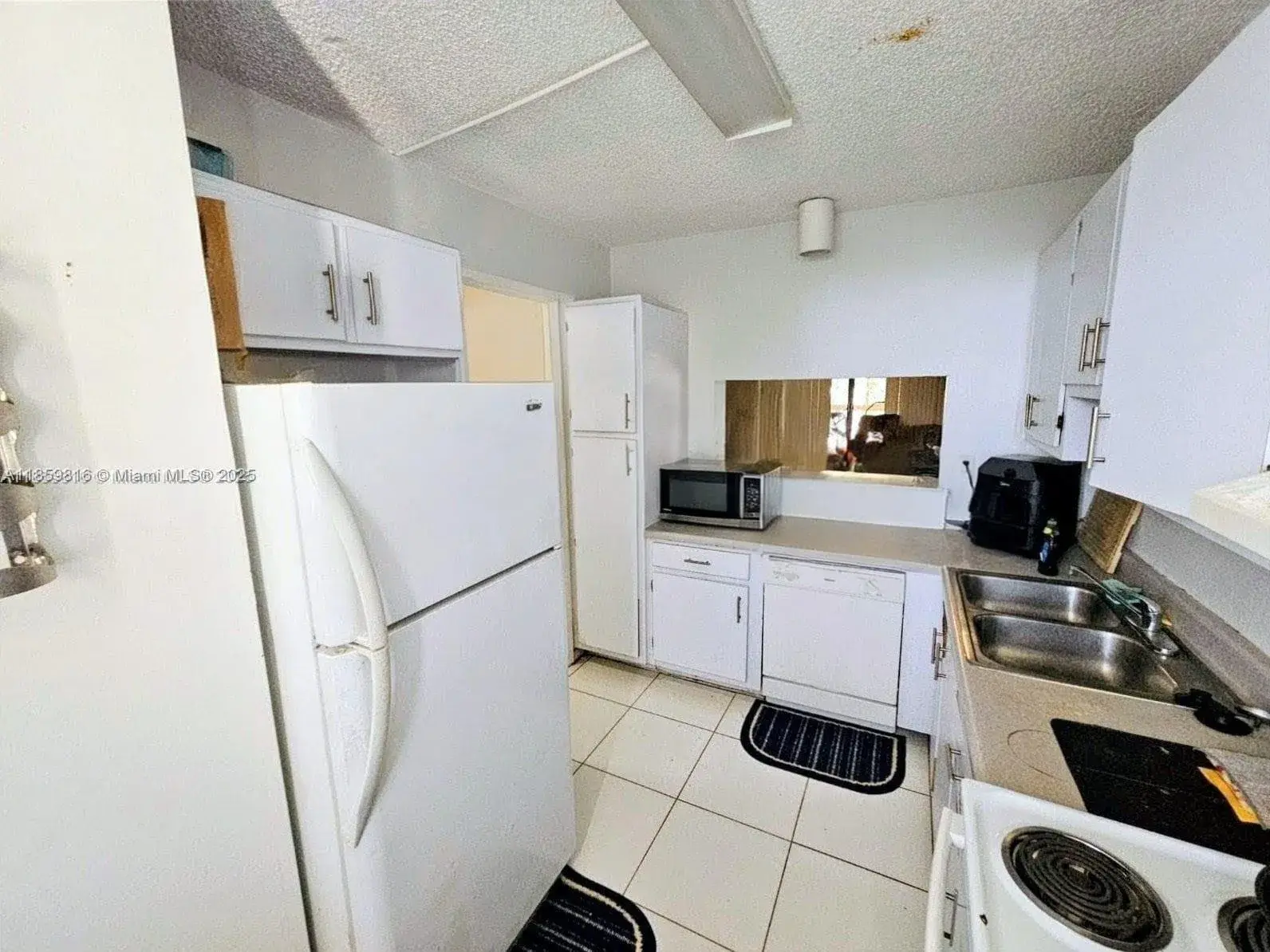 8429 Forest Hills Dr # 305, Coral Springs FL 33065