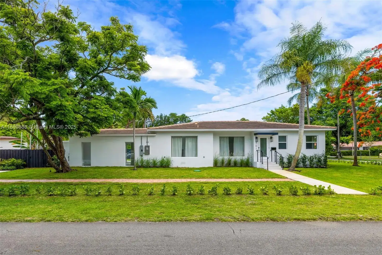 701 NE 119th St, Biscayne Park FL 33161 photo 2
