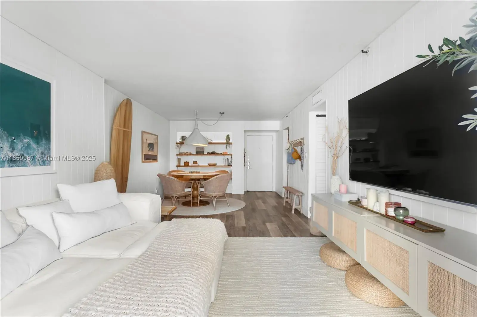 4301 Collins Ave # 207, Miami Beach FL 33140