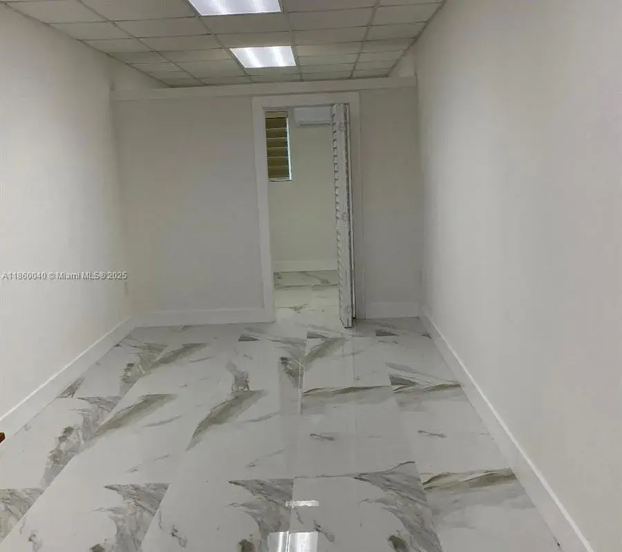 1772 W Flagler St, Miami FL 33135