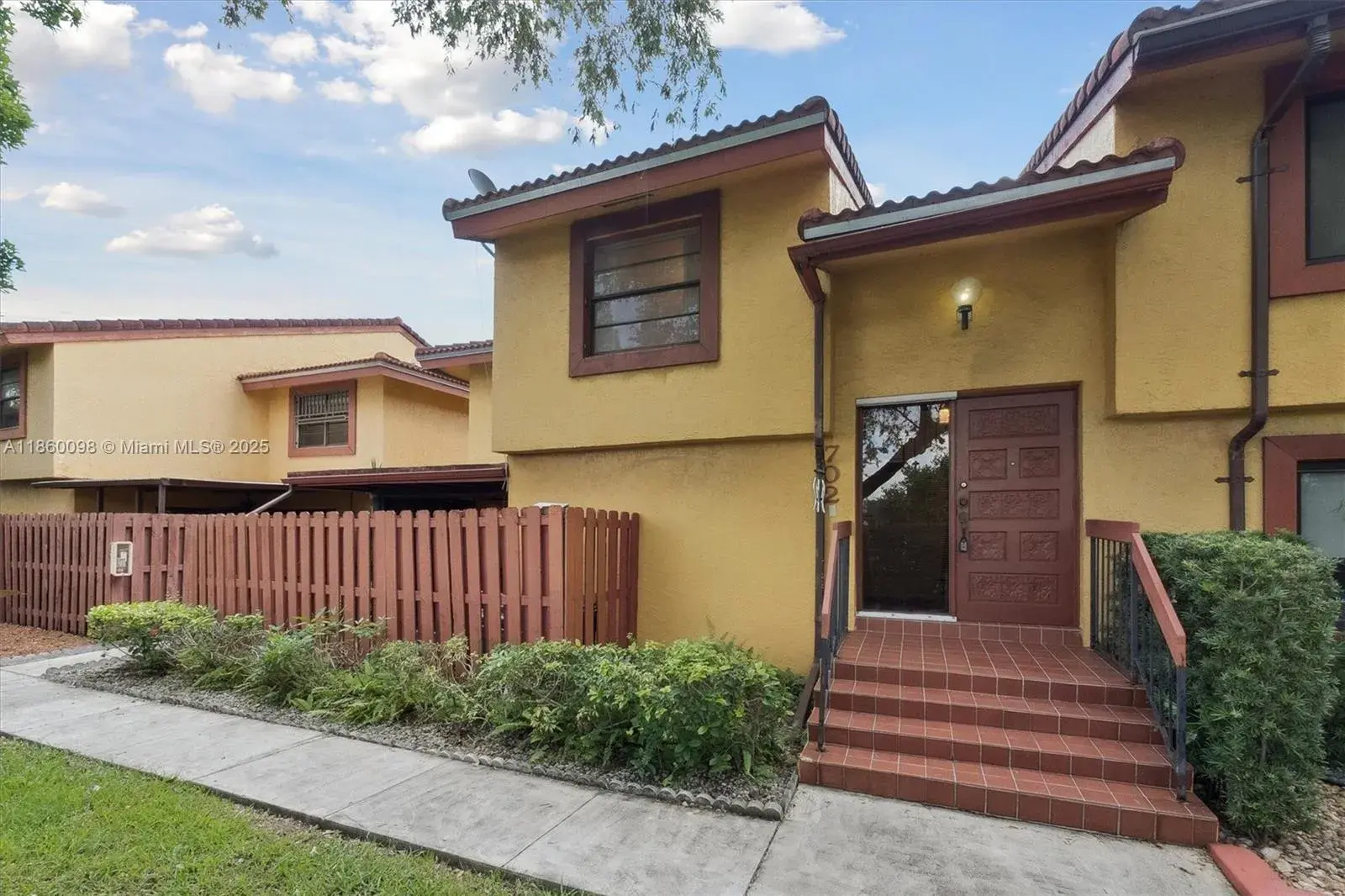 5975 SW 137th Ave # 702, Miami FL 33183