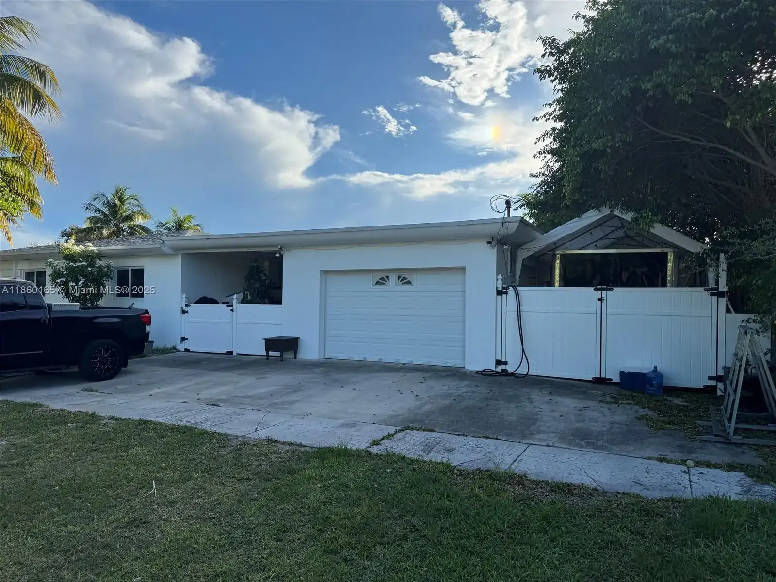 1691 NE 177th St, North Miami Beach FL 33162 photo 4
