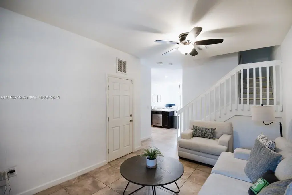 108 SE 34th Ter, Homestead FL 33033