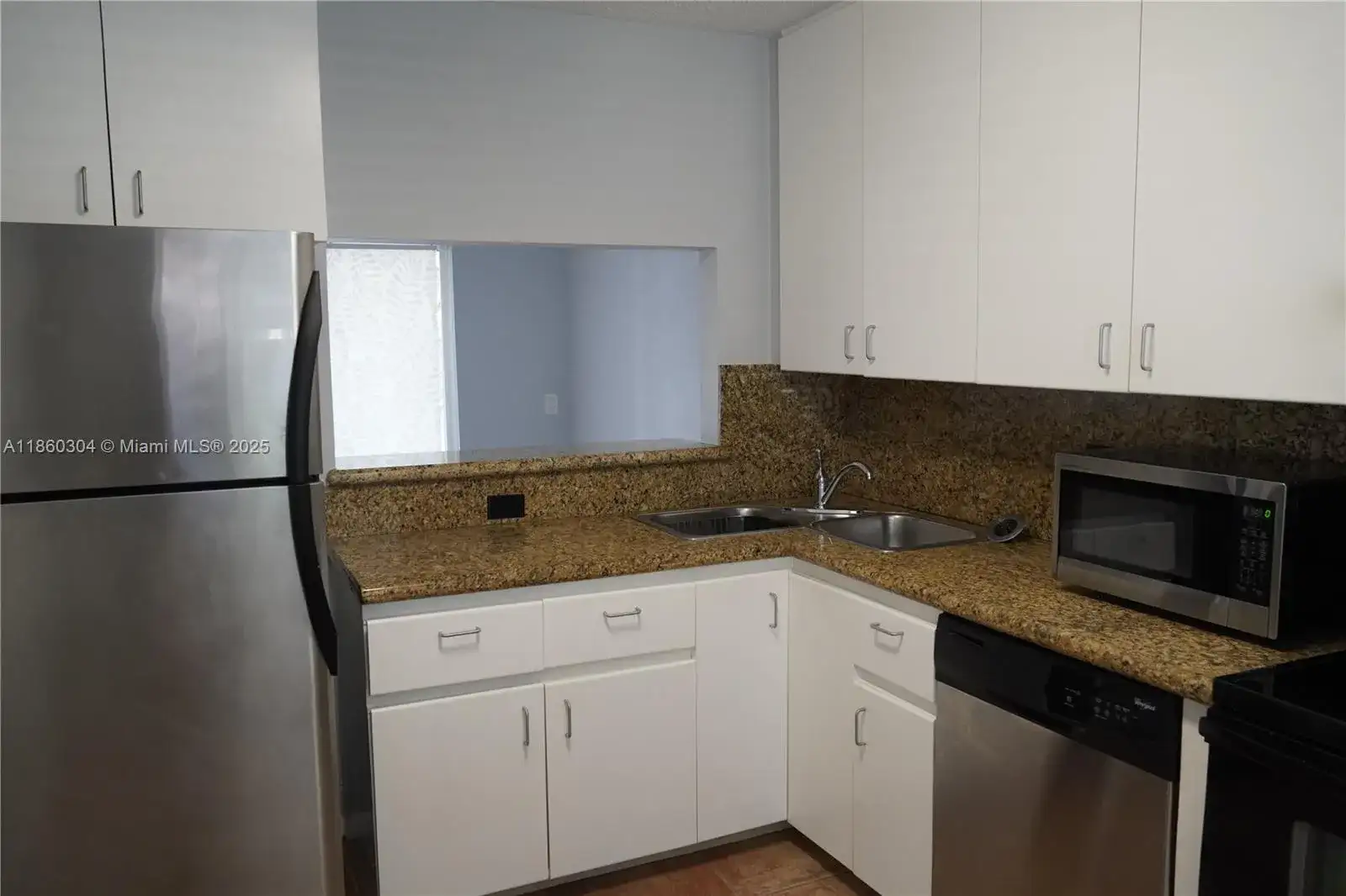 1514 Springside Dr, Weston FL 33326 photo 5
