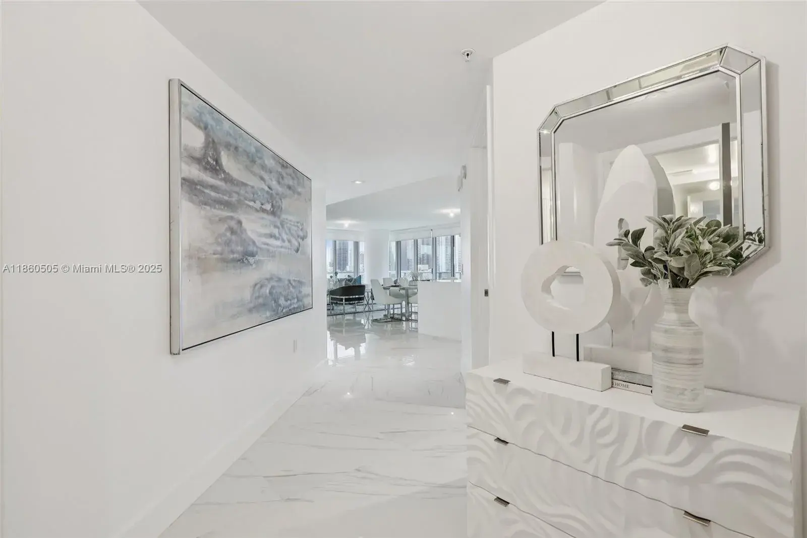 330 Sunny Isles Blvd # 907, Sunny Isles Beach FL 33160