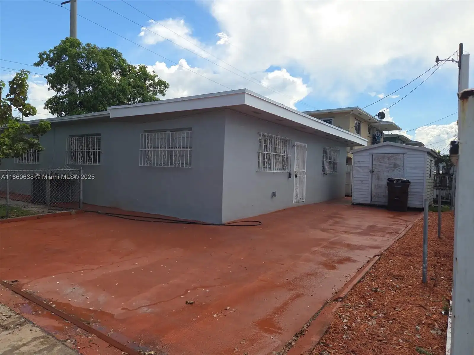 965 W 23rd St, Hialeah FL 33010 photo 3