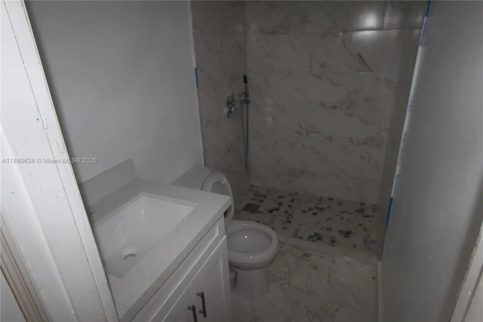 965 W 23rd St, Hialeah FL 33010 photo 5