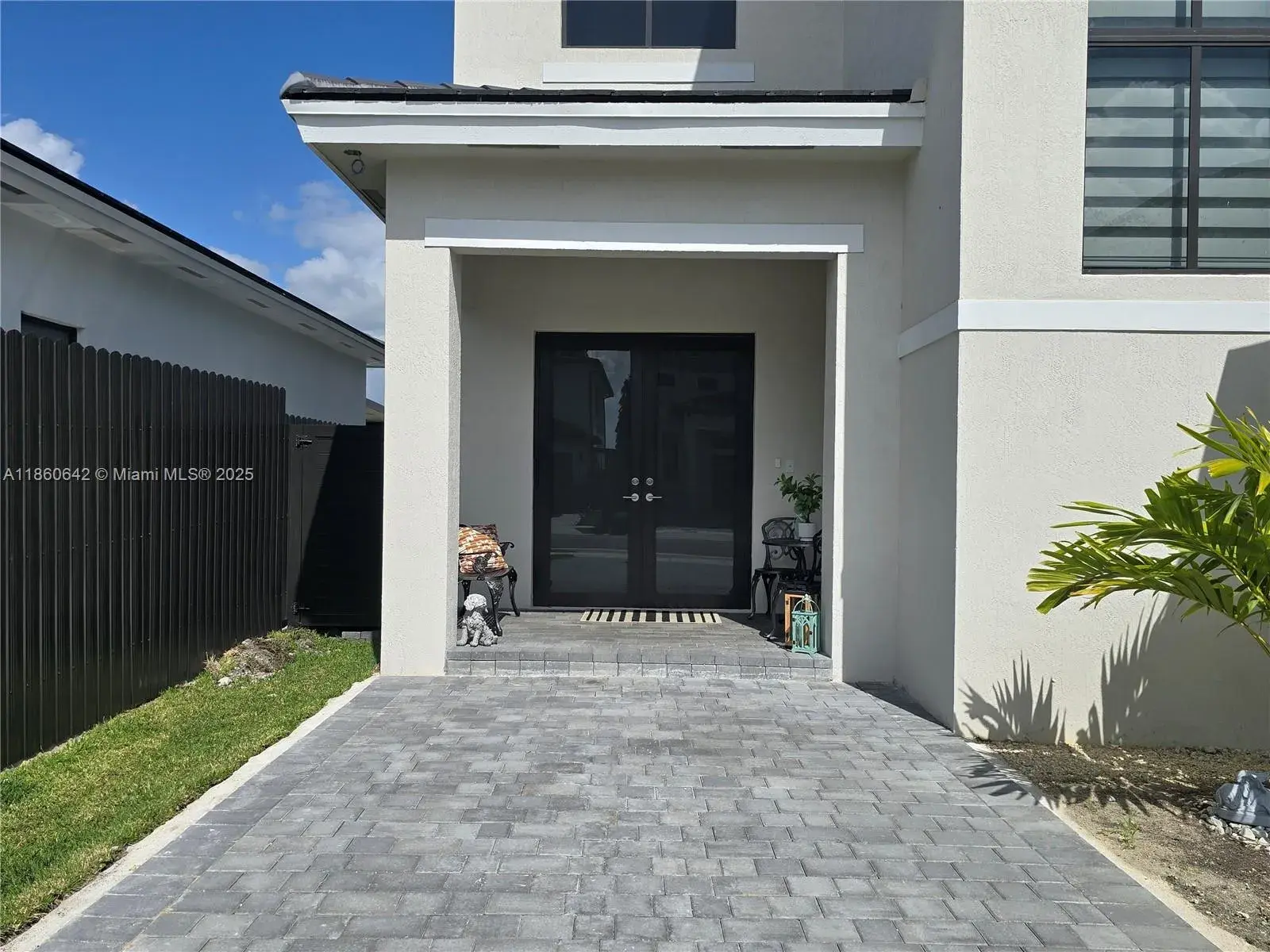 14421 SW 19th St, Miami FL 33175