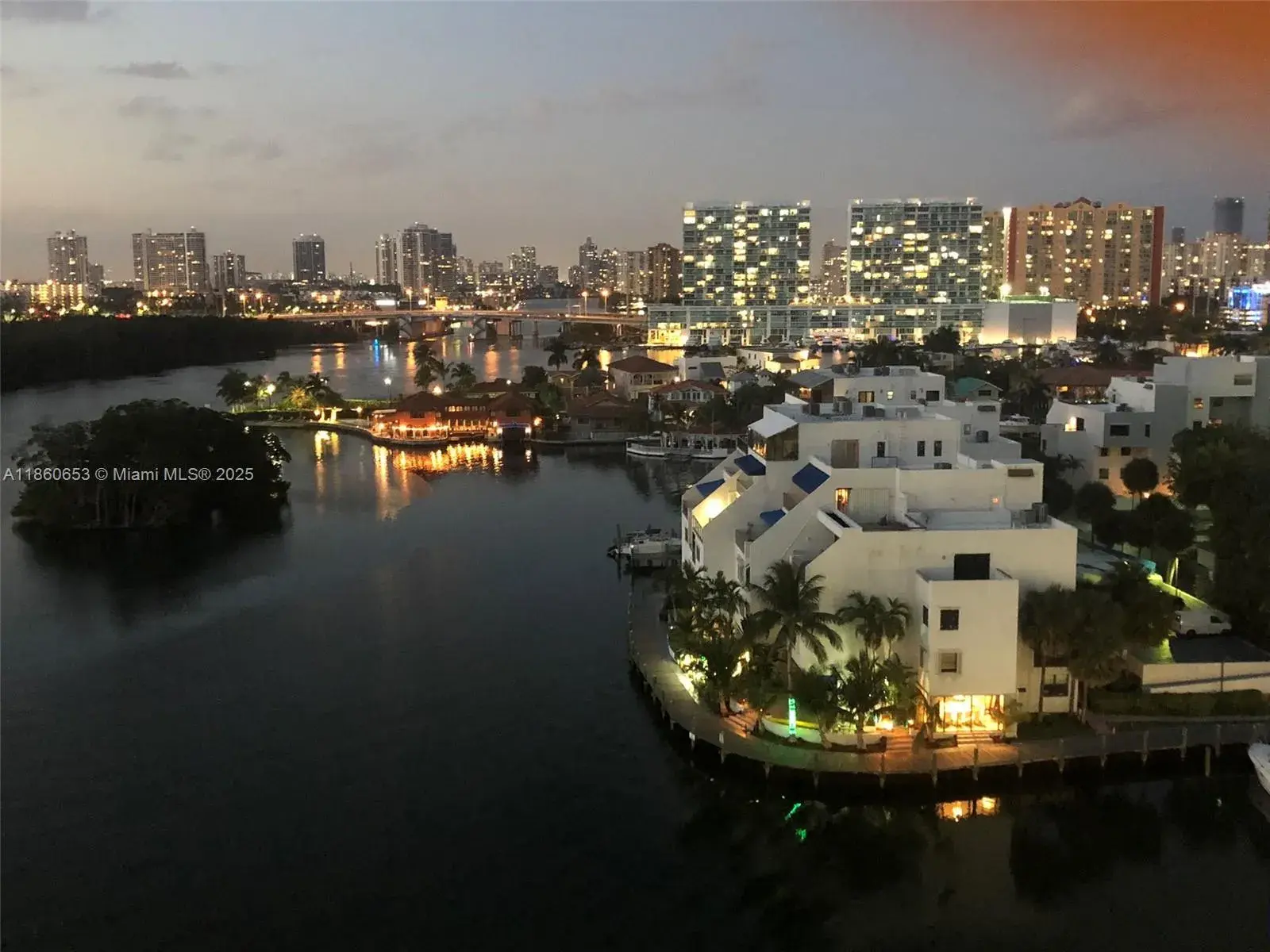 400 Kings Point Dr # 1112, Sunny Isles Beach FL 33160