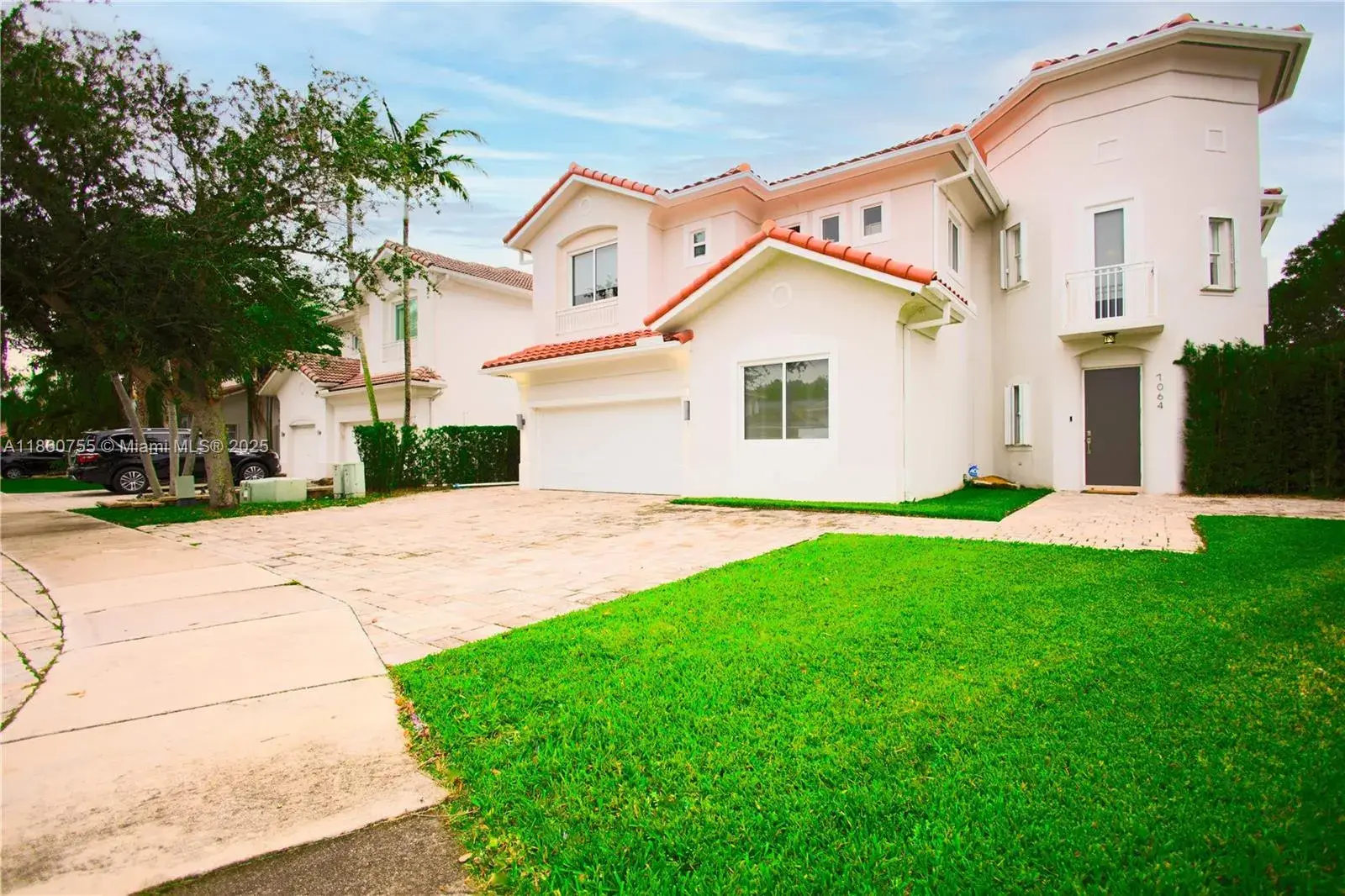 7064 NW 113th Pl, Doral FL 33178