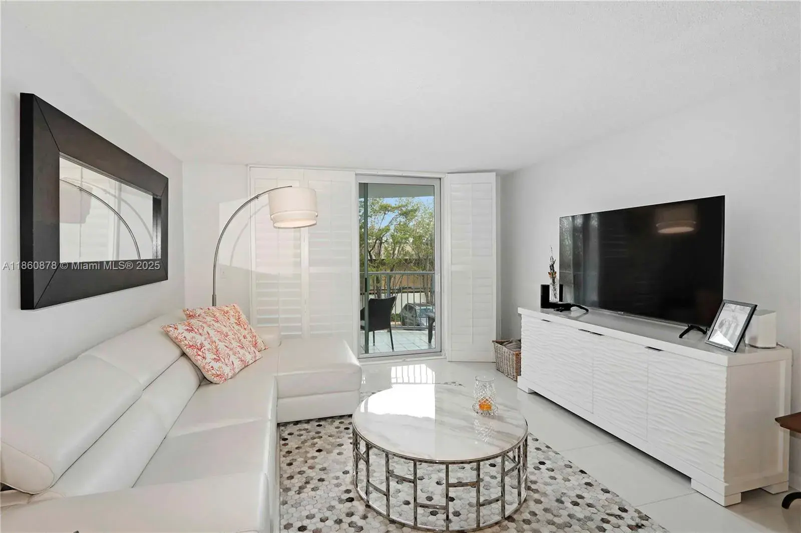 210 Sea View Dr # 207, Key Biscayne FL 33149