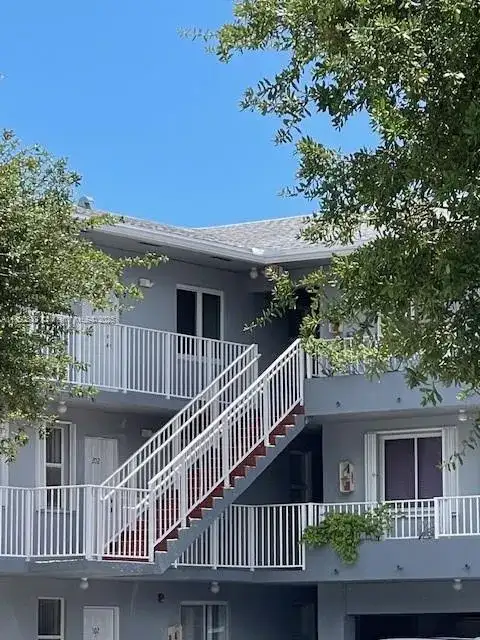 1852 SW 7th St # 203, Miami FL 33135 photo 2