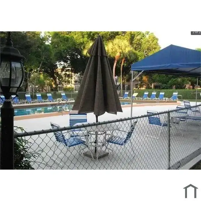2998 NW 48th Ter # 326, Lauderdale Lakes FL 33313 photo 2