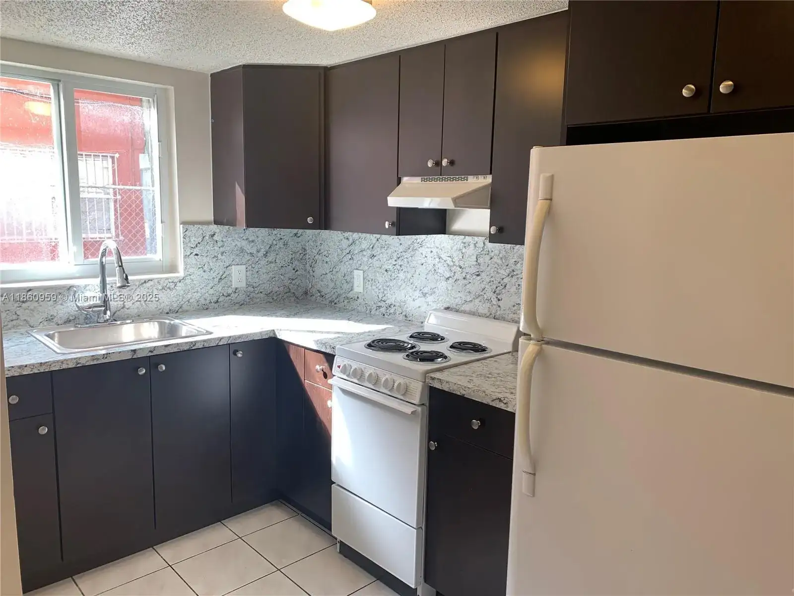 126 SW 21st Ave, Miami FL 33135 photo 3