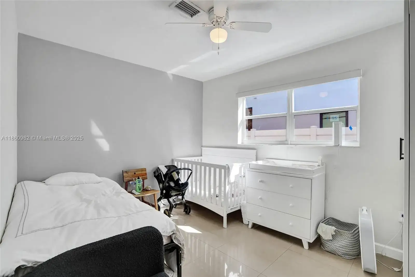 1052 NE 179th Ter, North Miami Beach FL 33162 photo 5