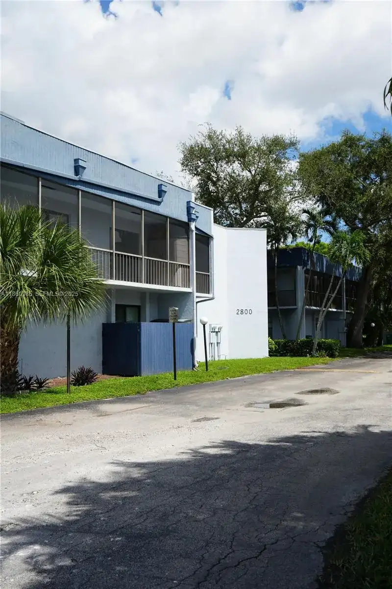 2800 S University Dr # 2A, Davie FL 33328 photo 2