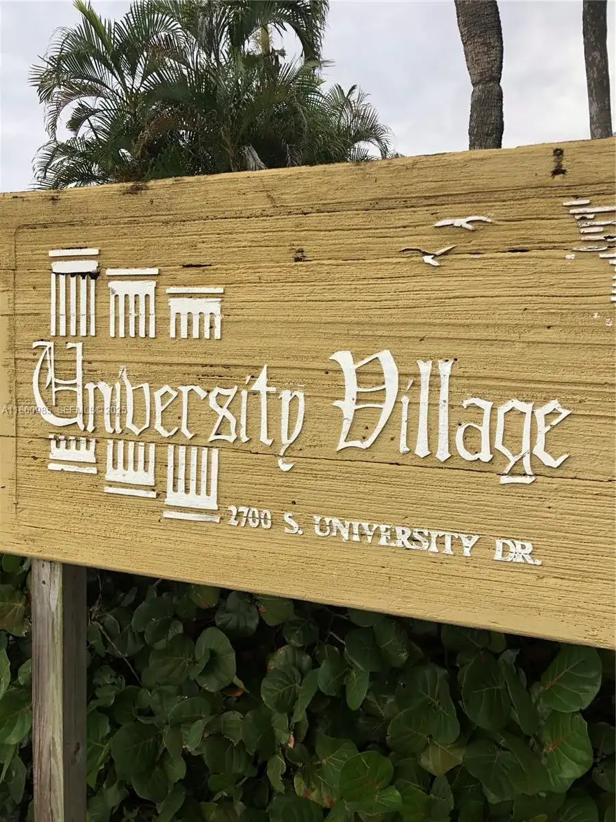 2800 S University Dr # 2A, Davie FL 33328 photo 3
