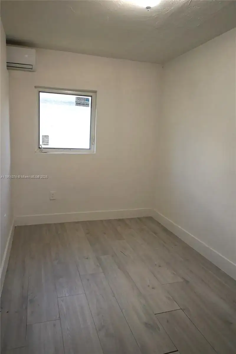 584 NW 65th St # 11, Miami FL 33150 photo 5