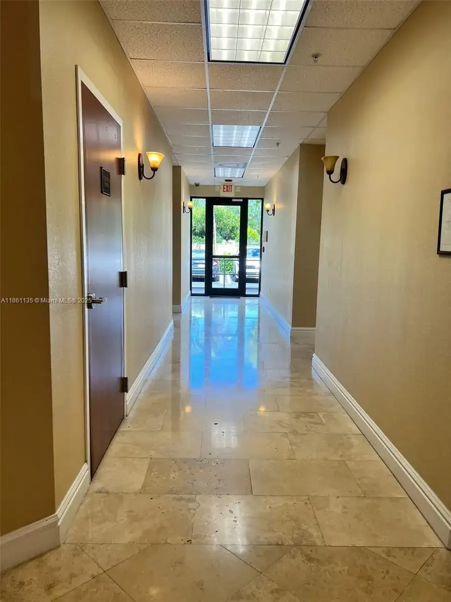 14750 SW 26th St, Miami FL 33185 photo 5