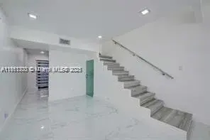 455 NE 210th Ter, Miami FL 33179