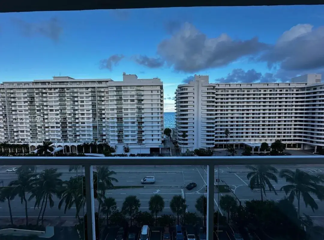 5600 Collins Ave # 11W, Miami Beach FL 33140