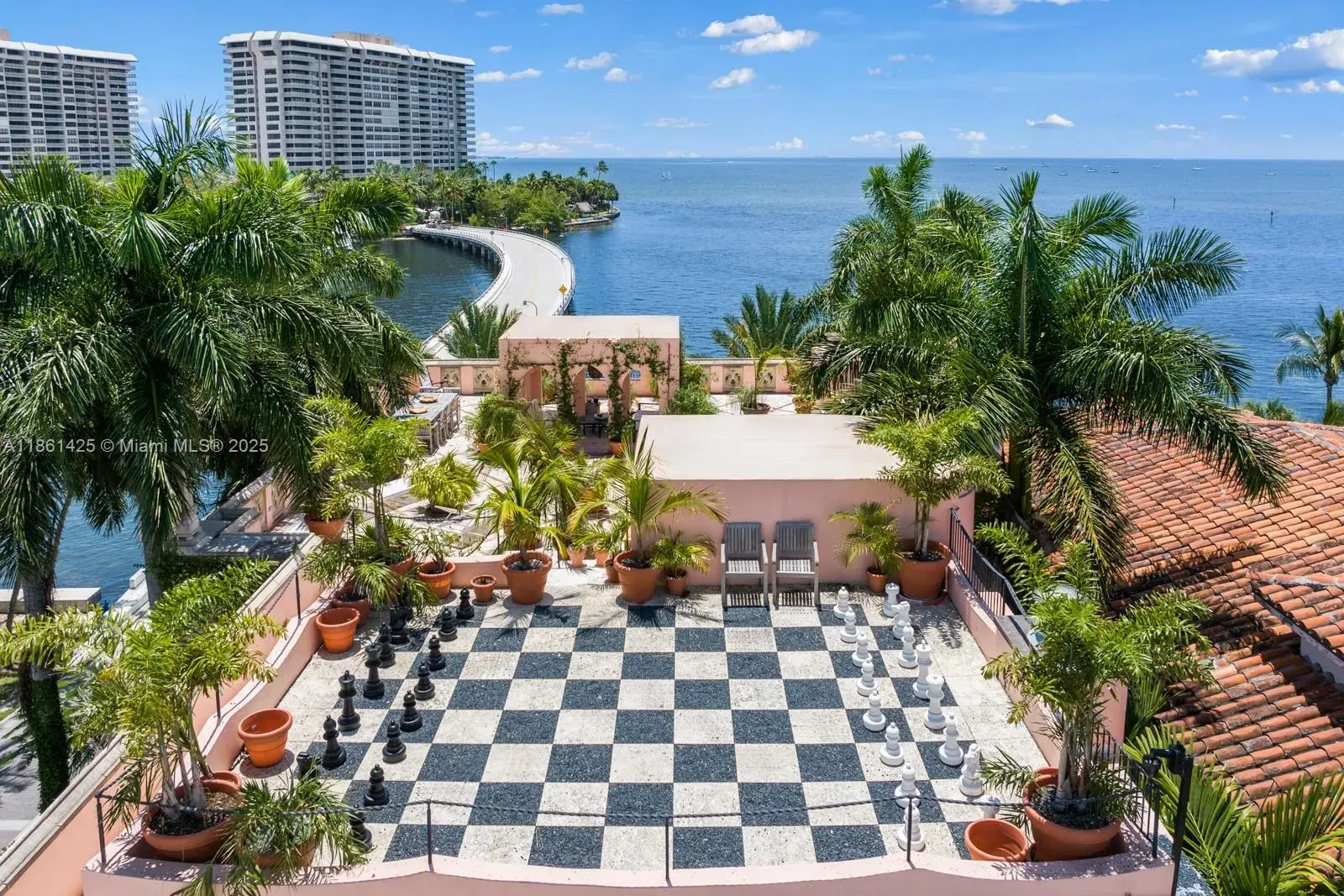 1840 S Bayshore Ln, Miami FL 33133