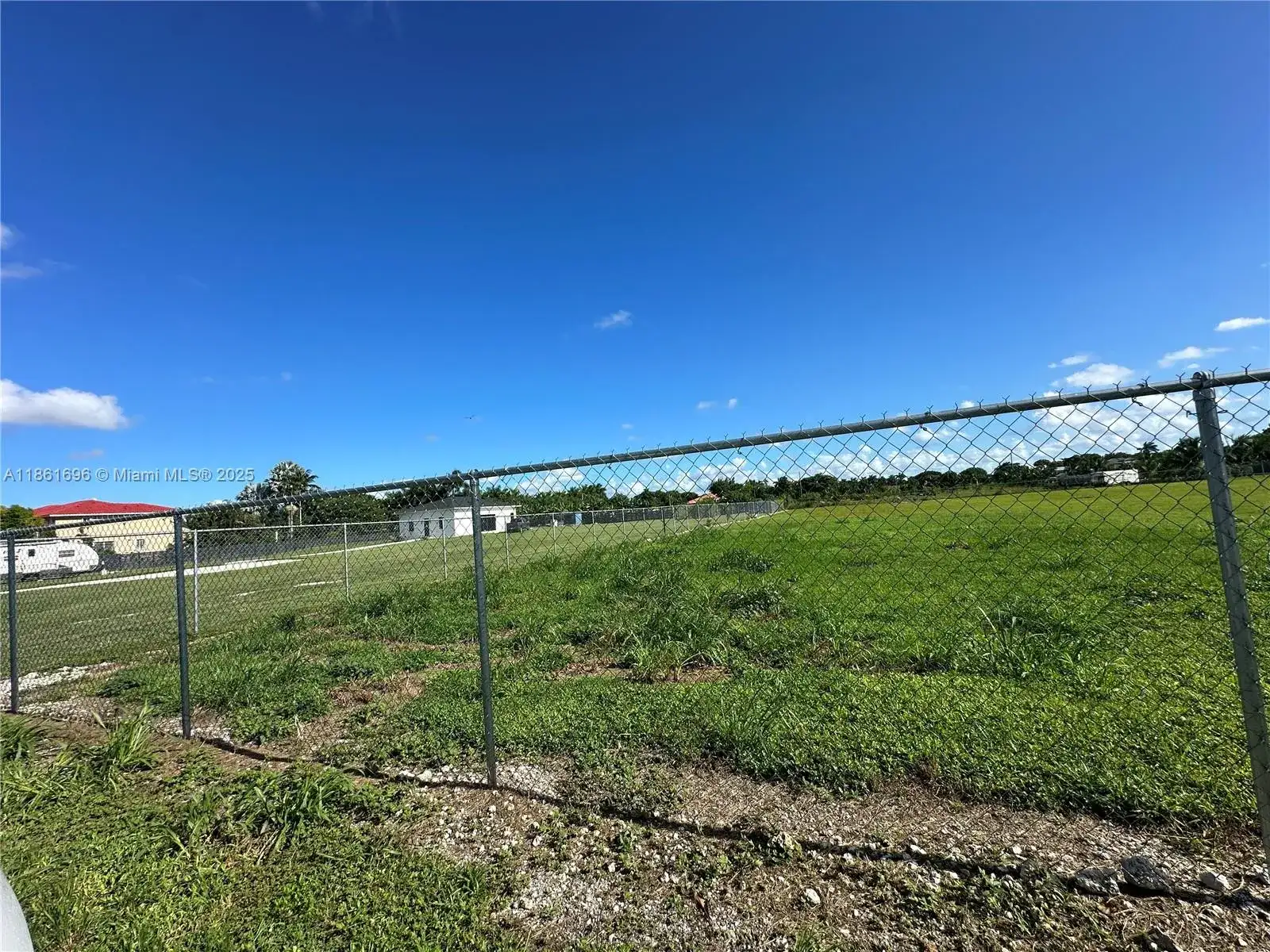 19690 SW 206th St, Miami FL 33187 photo 4