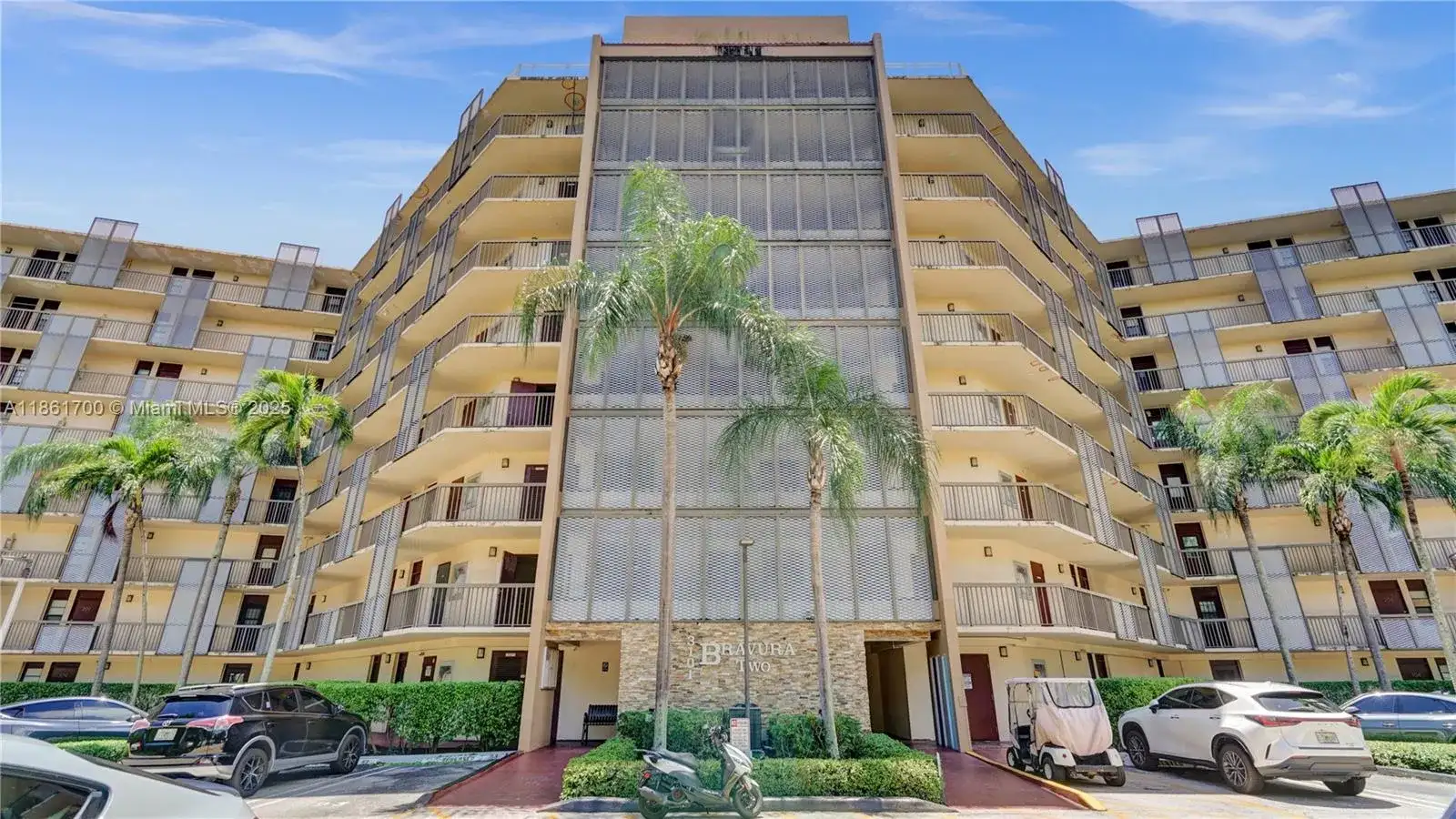 3101 N Country Club Dr # 401, Aventura FL 33180 photo 2