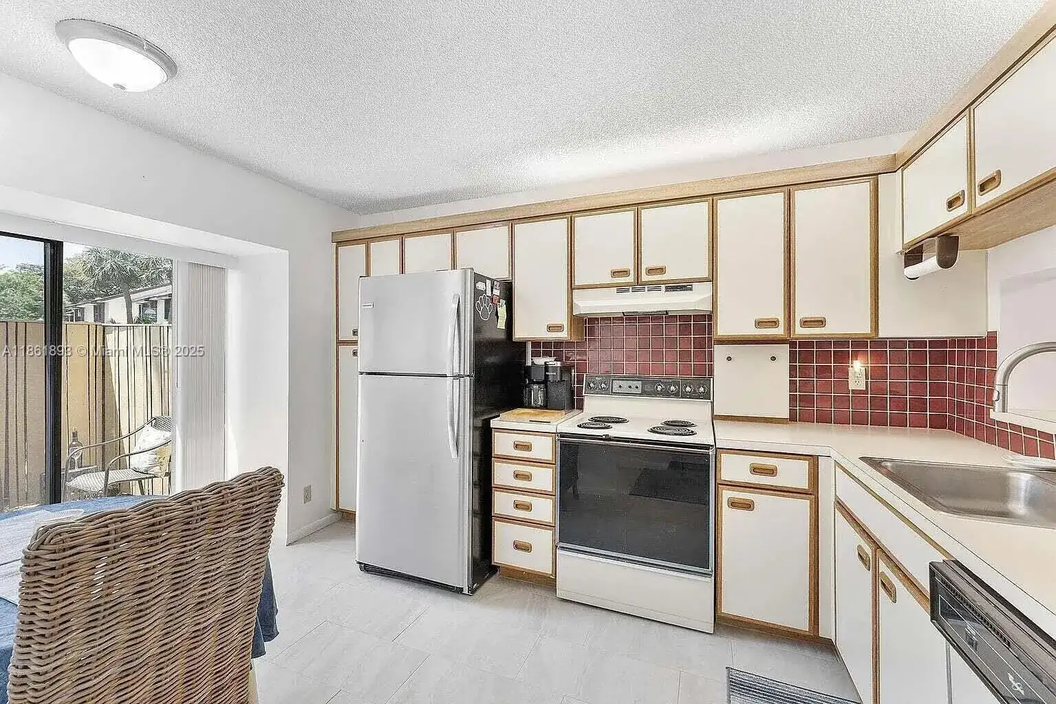 4575 S Carambola Cir S # 27206, Coconut Creek FL 33066 photo 2