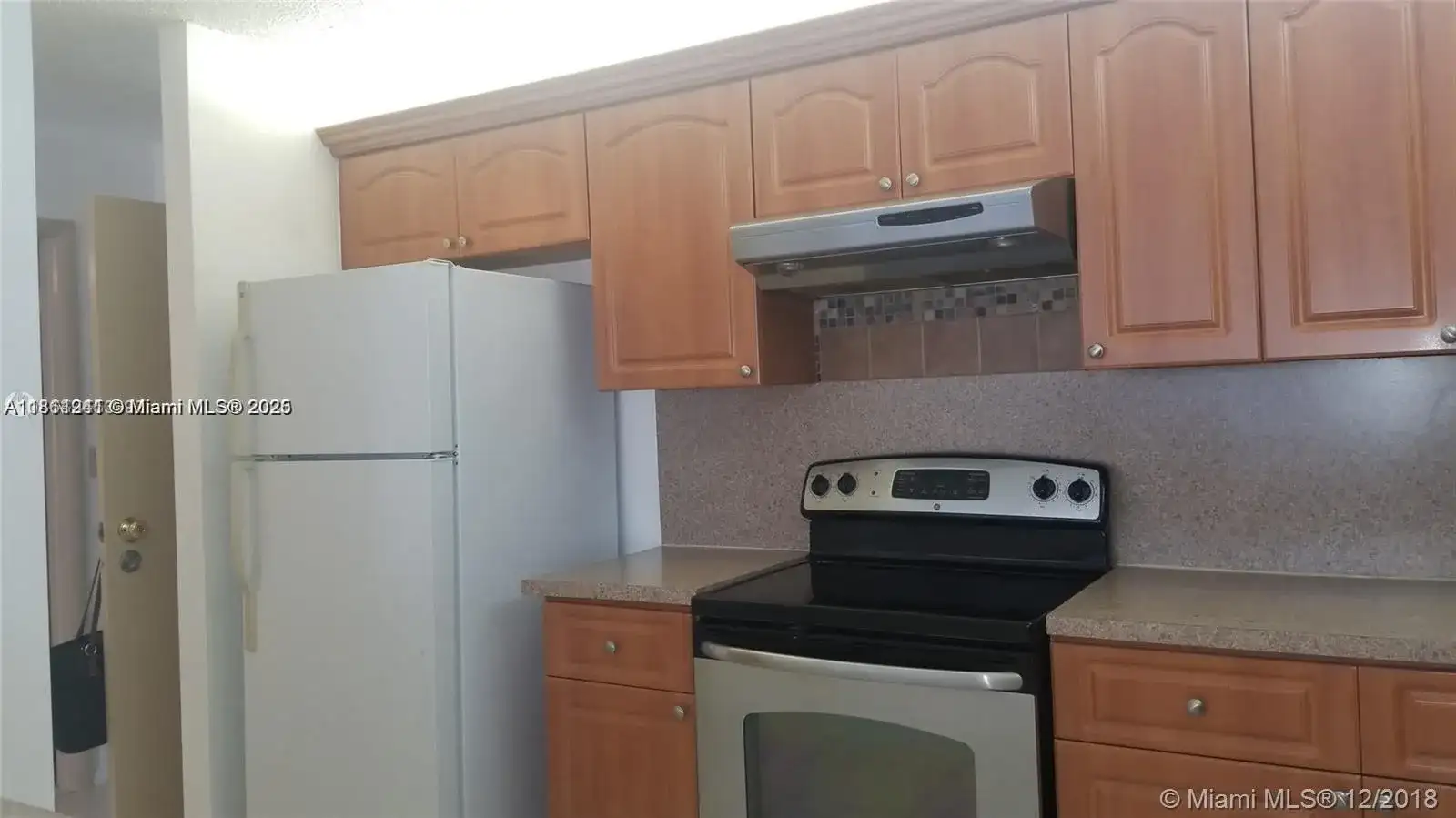 14850 Naranja Lakes Blvd, Homestead FL 33032 photo 3