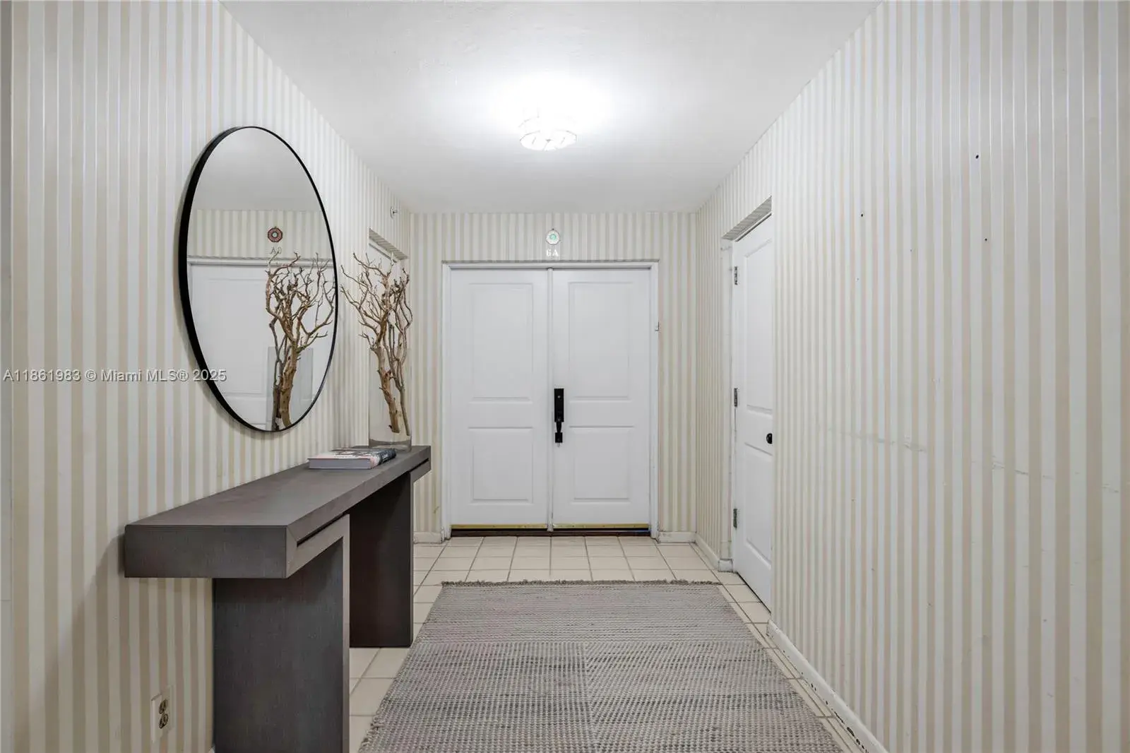 615 E Ocean Dr # 6A, Key Biscayne FL 33149