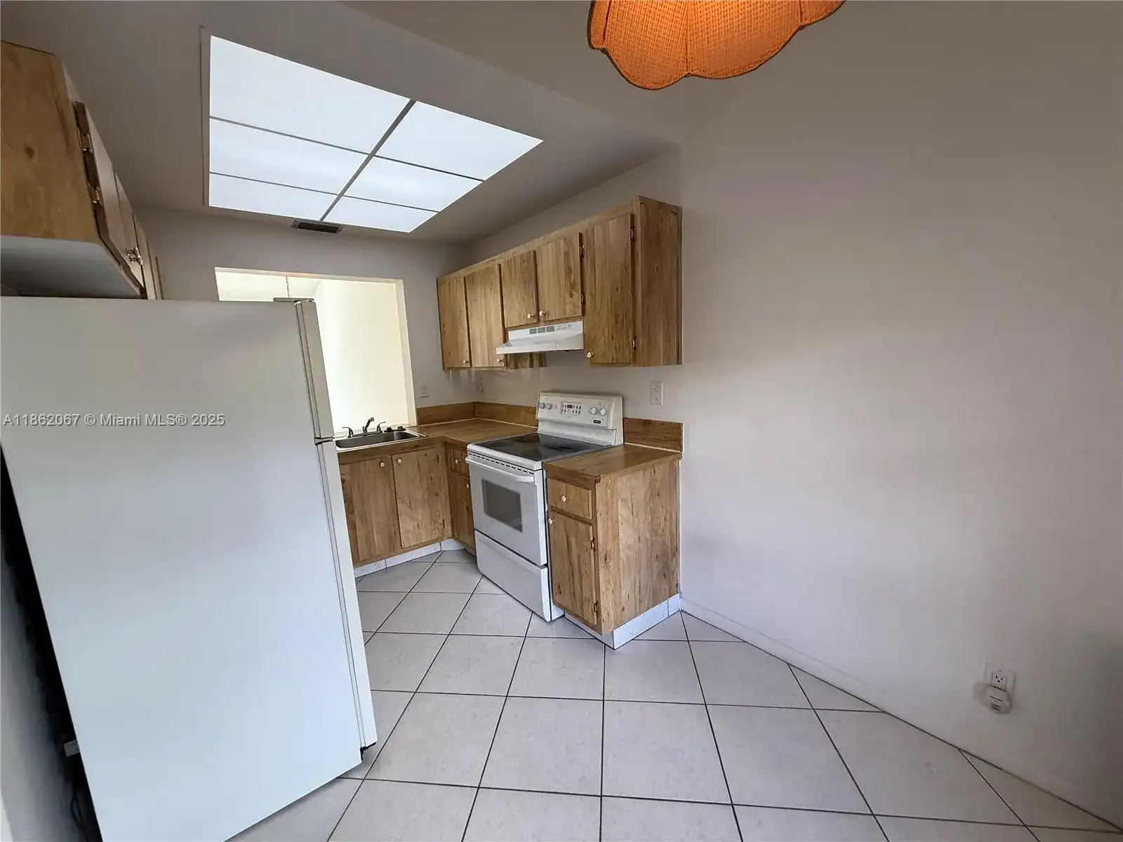 1953 SW 15th St # 78, Deerfield Beach FL 33442 photo 2