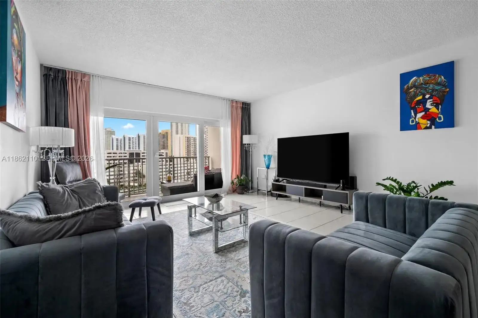 300 Bayview Dr # 807, Sunny Isles Beach FL 33160 photo 2