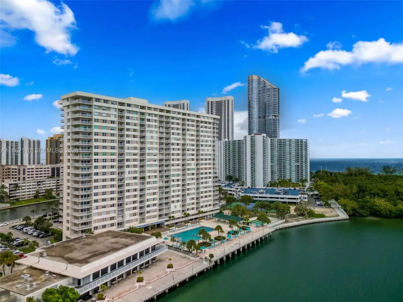 300 Bayview Dr # 807, Sunny Isles Beach FL 33160 photo 5