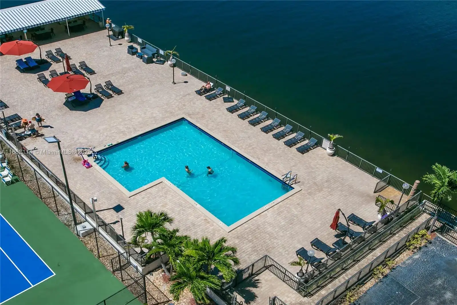 2017 S Ocean Dr # 1008, Hallandale Beach FL 33009 photo 4