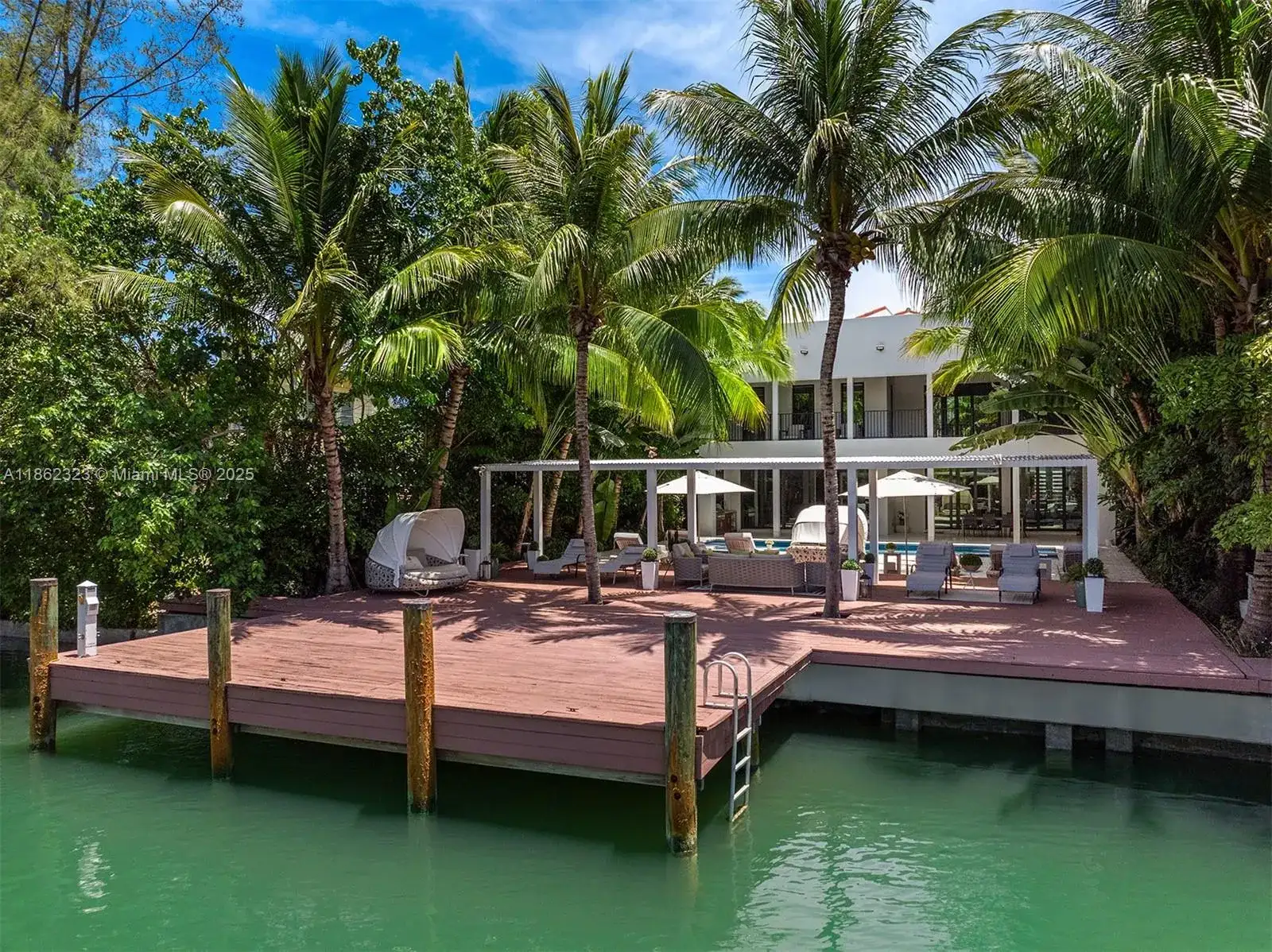 3734 Chase Ave, Miami Beach FL 33140 photo 2