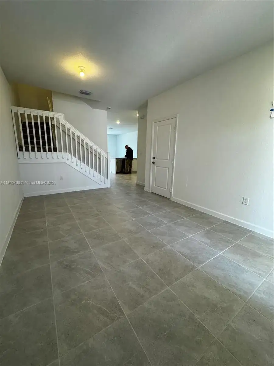 2325 NW 125th street # 2325, Miami FL 33167 photo 4