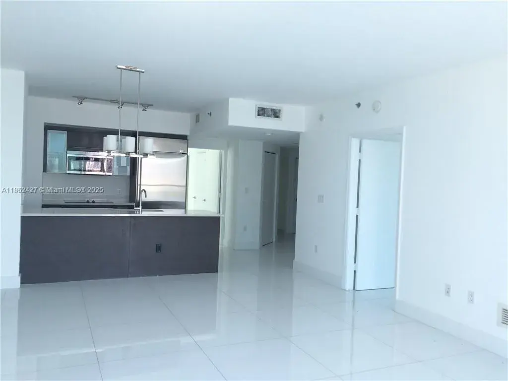 55 SE 6th St # 2807, Miami FL 33131